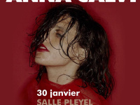 Anna Calvi en concert à La Salle Pleyel de Paris en janvier 2019 