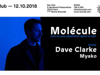 Molécule live en son spatialisé dans le noir au Rex Club