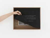 Sophie Calle présente « Parce que » & « Souris Calle » à la Galerie Perrotin 