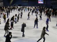 "Arena On Ice" : patinoire éphémère de 1800 m² à l'AccorHotels Arena de Paris