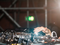 « Sauvons la fête, agissons ! » : une tribune et une pétition pour un été festif et responsable 