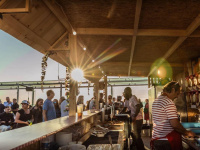 La Guinguette Villette : la guinguette éphémère XXL du Café A s'installe au parc de la Villette
