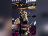 Mort de Taylor Hawkins, batteur des Foo Fighters, à l’âge de 50 ans