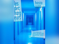 Hosto au théâtre Les Déchargeurs : notre critique 