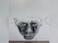 Performance de Nalini Malani au sein de son expo au Centre Pompidou