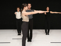 Danse : For Claude Shannon au théâtre de la Bastille 