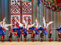 L'Ensemble National Virsky en spectacle au Palais des Congrès