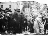 Joue avec le feu, l'exposition de Flavien Moras au Onzième Lieu