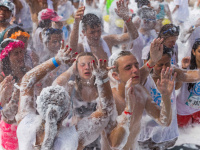 The Bubble Day 2016, la course à bulles déjantée revient à Paris