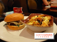 Hard Rock Chili Burger