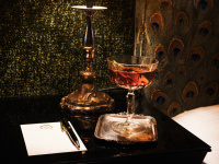 La Maison Souquet et son bar confidentiel, à deux pas du Moulin Rouge