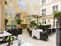 Couvre-feu : à l'hôtel Castille, une offre dîner et chambre aux accents italiens