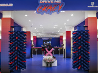 Drive me Crazy : une station service pop et colorée avec des animations gratuites au Bon Marché