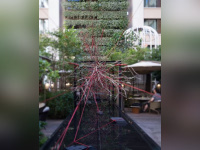 The Red Garden : installation artistique et cocktails éphémères au Mandarin Oriental