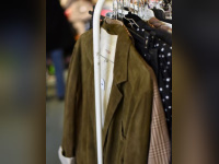 Violette Sauvage revient avec le plus grand vide-dressing de France !