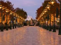 Disneyland Paris : tout savoir sur Adventure Bay, la zone du lac de Disney Adventure World