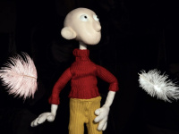 3 Plumes : la pièce aux marionnettes poétiques pour les touts-petits au Théâtre Paris-Villette