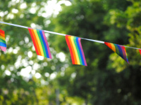 Bars LGBT+ à Paris : nos adresses queer et festives où boire un verre
