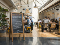 Les centres Arkose lancent une bière d'hiver avec les brasseurs Deck & Donohue