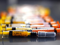 Coronavirus : les vaccins auront des effets secondaires selon le Conseil scientifique