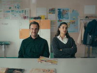 "Sous les applaudissements" : Un drame familial turc profond sur Netflix