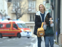 En tongs au pied de l'Himalaya : Audrey Lamy touchante dans le drame de John Wax