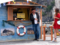 Cassino à Ischia : Quand l’action rencontre le néo-réalisme