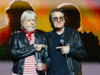 Renaud au Zénith de Paris : le report du concert du 16 mai 2026 avec ses invités