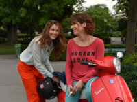 Sous Les Jupes Des Filles: Laetitia Casta