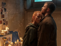 The Strangers - Chapter 3: Madelaine Petsch, Gabriel Basso