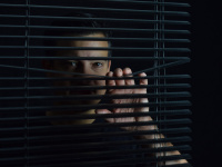 7, 10 ou 17 jours, quelle est la durée de l'isolement pour les malades, cas contact ou voyageurs ?