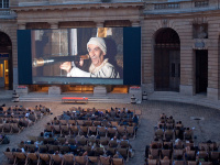 Une toile sous les étoiles, le festival de cinéma en plein air de la Monnaie de Paris cet été 2023