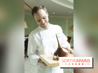 Bûche de Noël toupie du Shangri-La Paris 2017