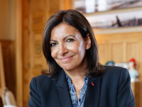 Présidentielle 2022 : Anne Hidalgo se tient prête 