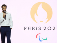 Paris 2024 : les JO auront bien lieu "quoi qu'il se passe à Tokyo" rassure Tony Estanguet 