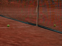 Paris : Peut-on jouer au tennis malgré les restrictions ? Ce qu'il faut savoir avant de réserver