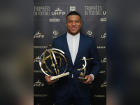 PSG : Kylian Mbappé élu meilleur joueur de la saison en Ligue 1 (Trophée UNFP)