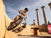 Compétitions de Cyclo-cross, Mountain Bike et Wheeling à Vélo en Grand