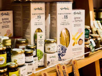 Pastavino, l'épicerie fine italienne et ses produits ensoleillés