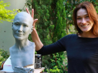 Carla Bruni entre au Musée Grévin