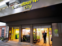 Carrefour ouvre des nouveaux drives piétons à Paris