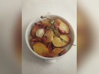 La recette des pommes de terre au lard fumé d'Antoine Westermann, chef du Coq Rico