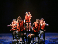 Un enterrement de vie de jeune fille au théâtre de l'Atalante