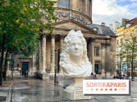 Une exposition en plein air des œuvres monumentales de Rero dans le quartier Faubourg Saint Honoré