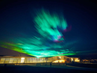 Boréalis : admirez des aurores boréales exceptionnelle sur le parvis de Notre-Dame de Paris