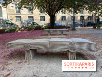 Ce parc parisien dans le 6e arrondissement cache deux bancs en forme de livre