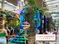 Un bar à glaces et un dessert dans un train de la Félicita