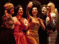 Florent Gouëlou (Trois Nuits par semaine) : "Pour moi, découvrir le drag a été un émerveillement"