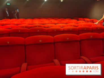 Visuels salles de spectacle et théâtres - salle de cinéma fauteuil rouge