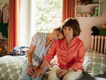 Sous le tapis : quand le deuil frappe à la porte de Camille Japy - notre avis